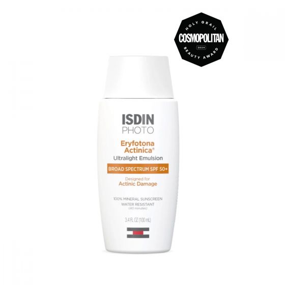 Eryfotona Actinica is an ultralight, fast-absorbing emulsion providing all-mineral broad spectrum sun protection for daily use.