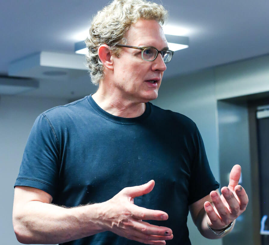 Dr. Peter Schmid